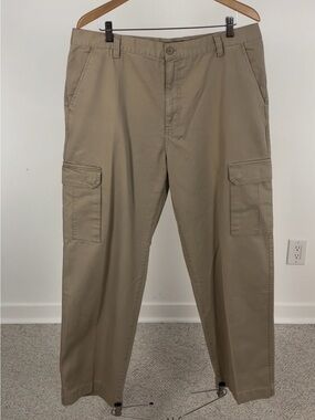 CHAPS Tan Cargo Pants  100 Percent Cotton 38 x 32